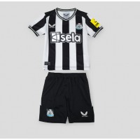 Newcastle United Hjemmedraktsett Barn 2023-24 Kortermet (+ Korte bukser)